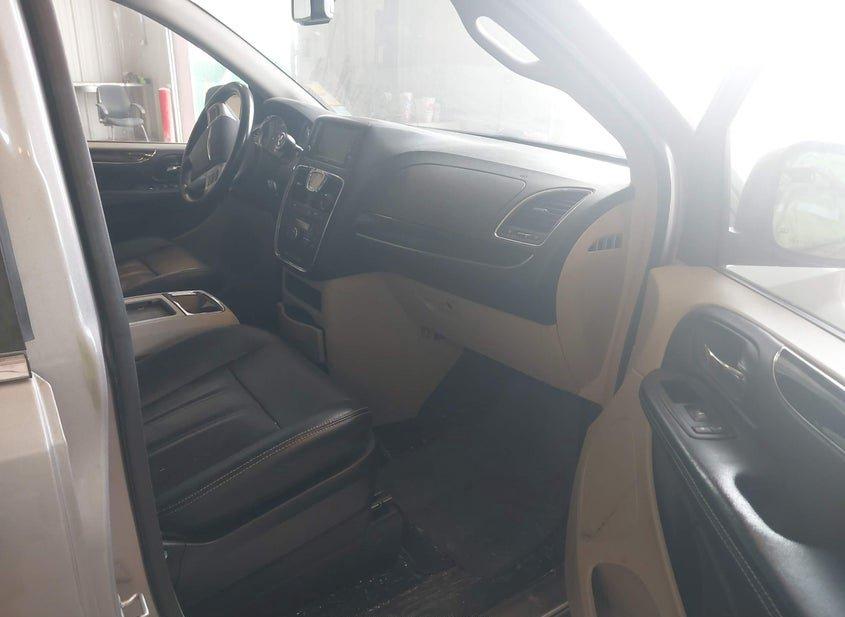 Chrysler Town   Country