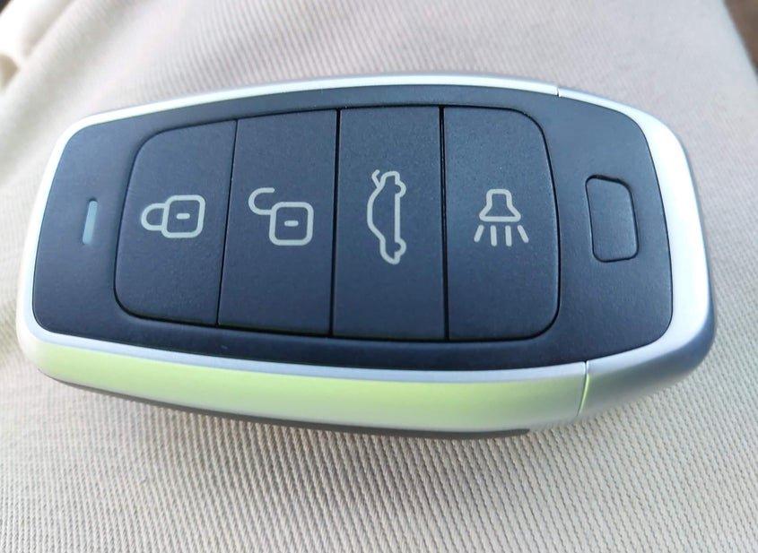 Chrysler 200