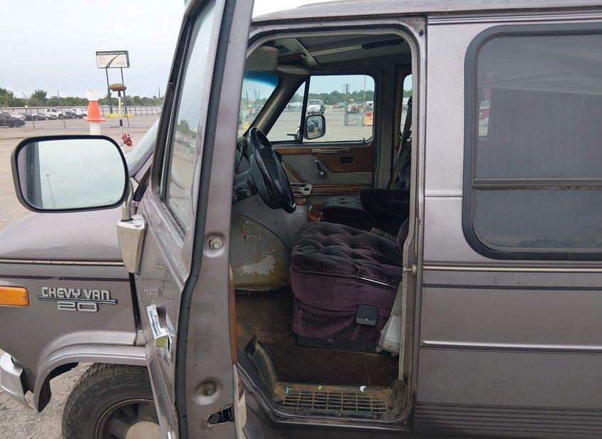 Chevrolet G20