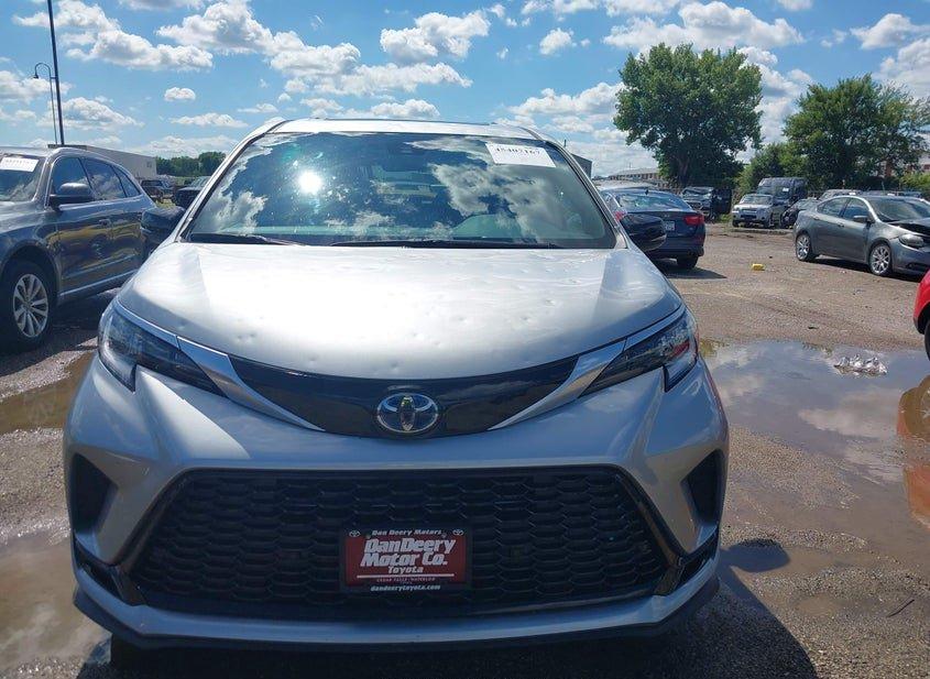 Toyota Sienna