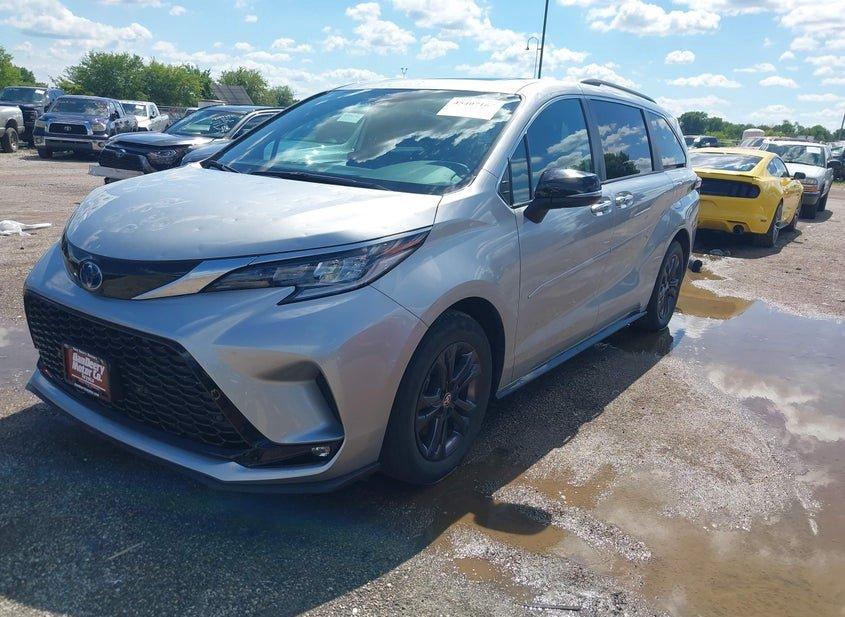 Toyota Sienna