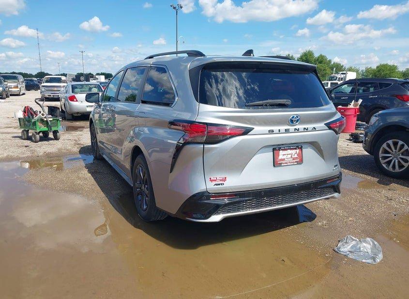 Toyota Sienna