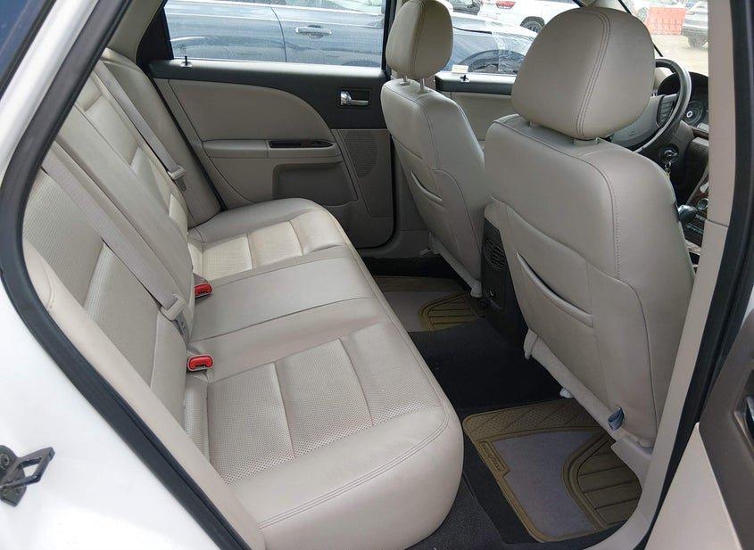 Ford Taurus