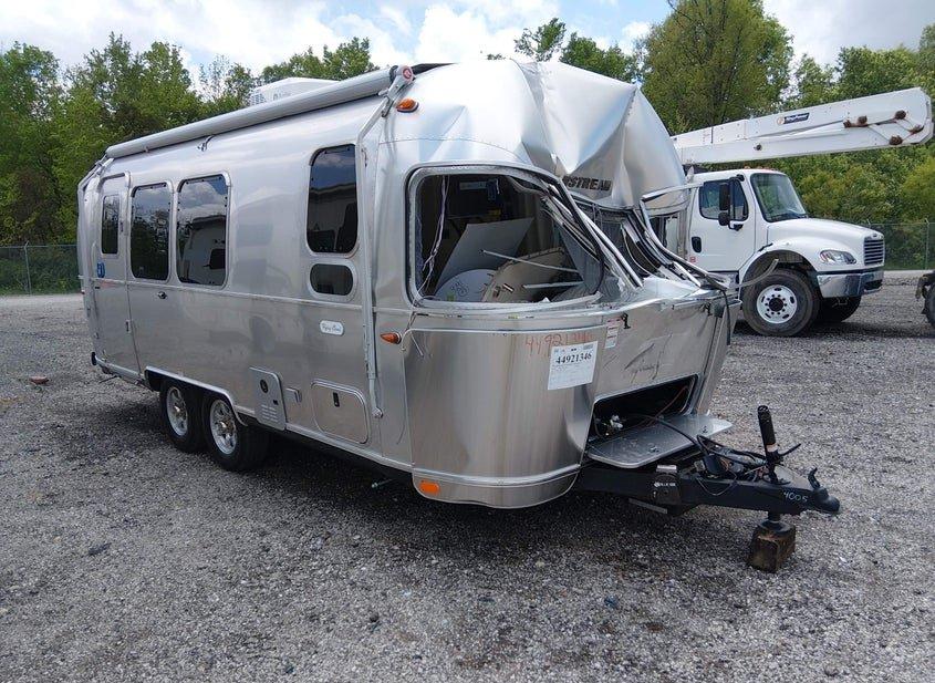 Airstream Flying