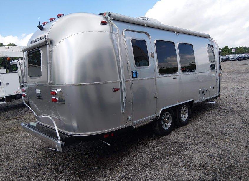 Airstream Flying