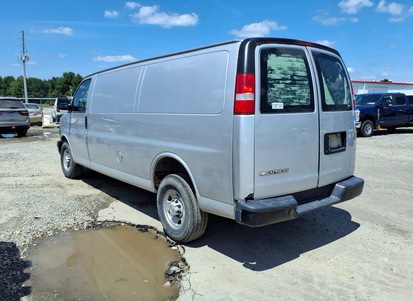 Chevrolet Express 3500