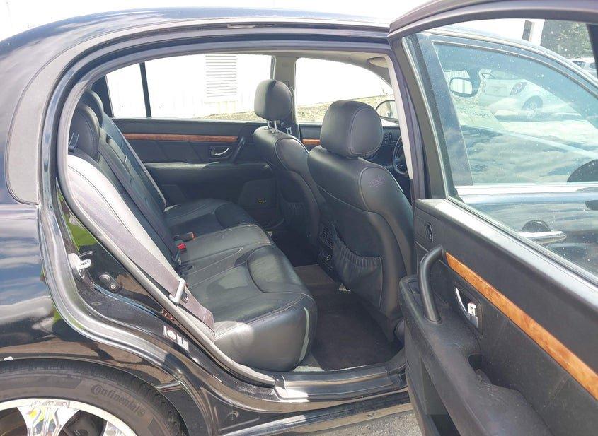 Kia Amanti