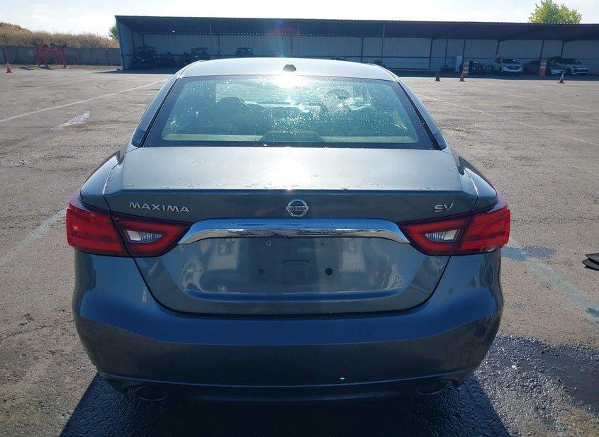 Nissan Maxima