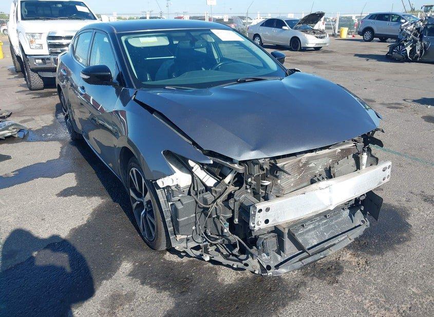 Nissan Maxima