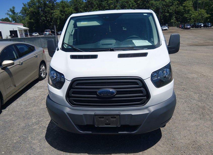 Ford Transit-350