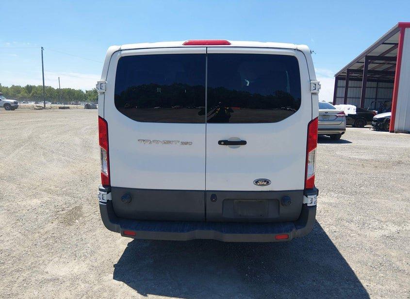 Ford Transit-350
