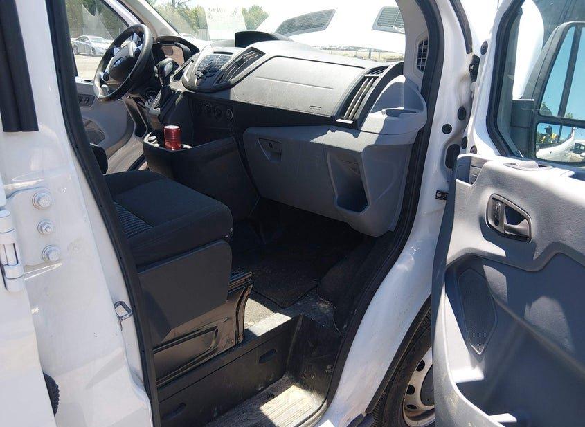Ford Transit-350
