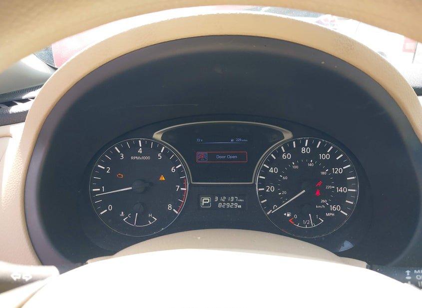 Nissan Altima