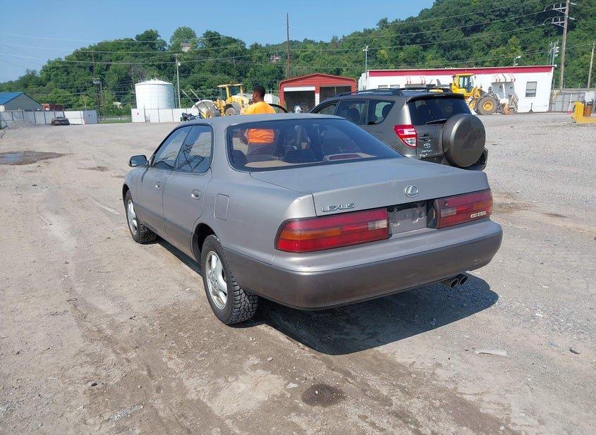 Lexus Es