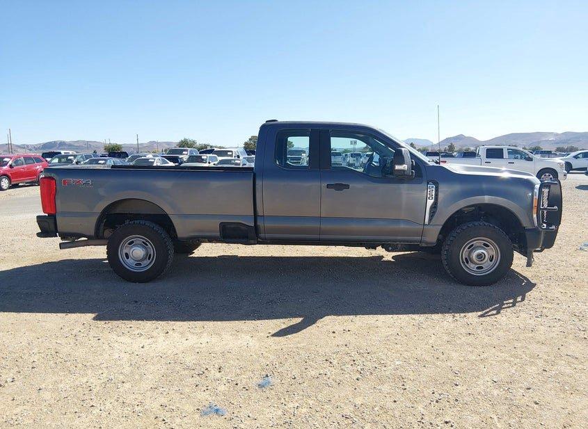 Ford F-250