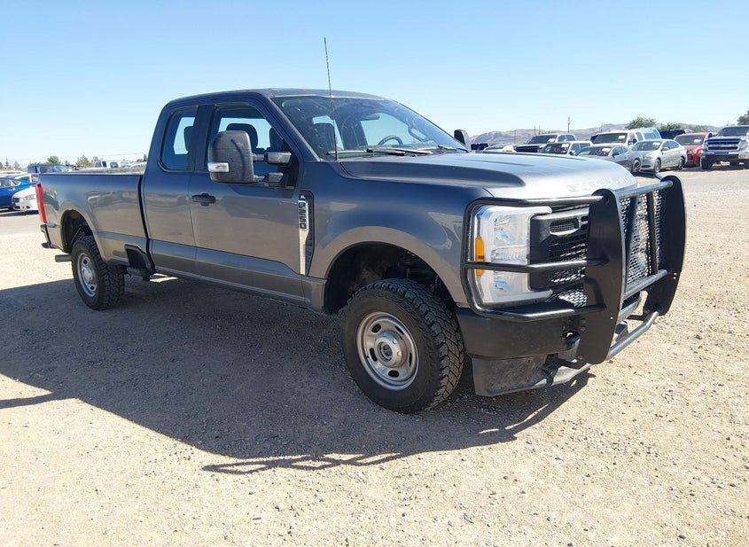 Ford F-250