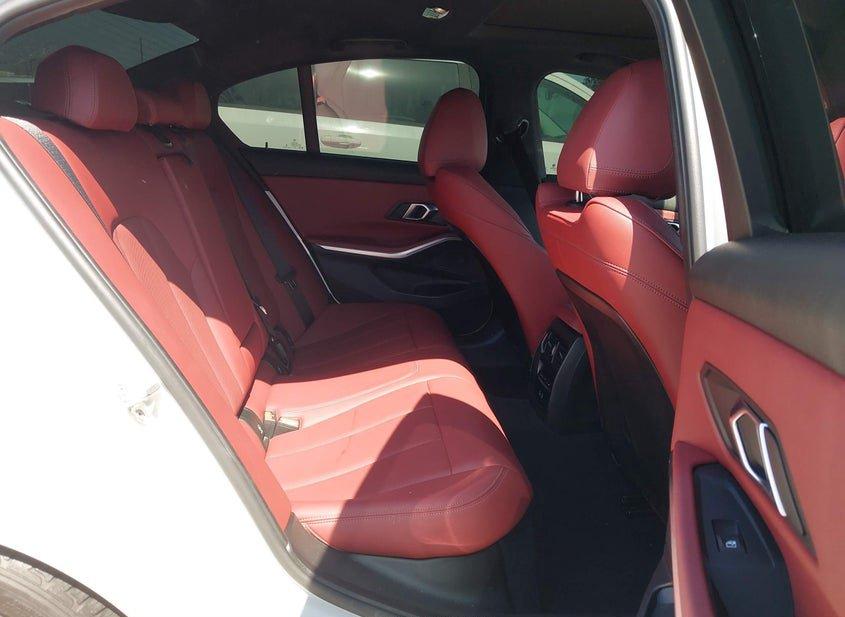 BMW 330I