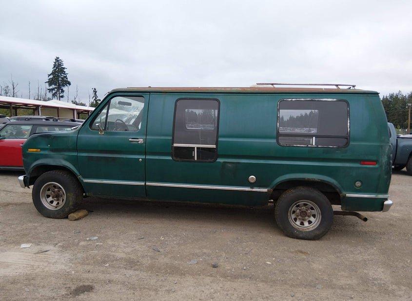 Ford Econoline Van