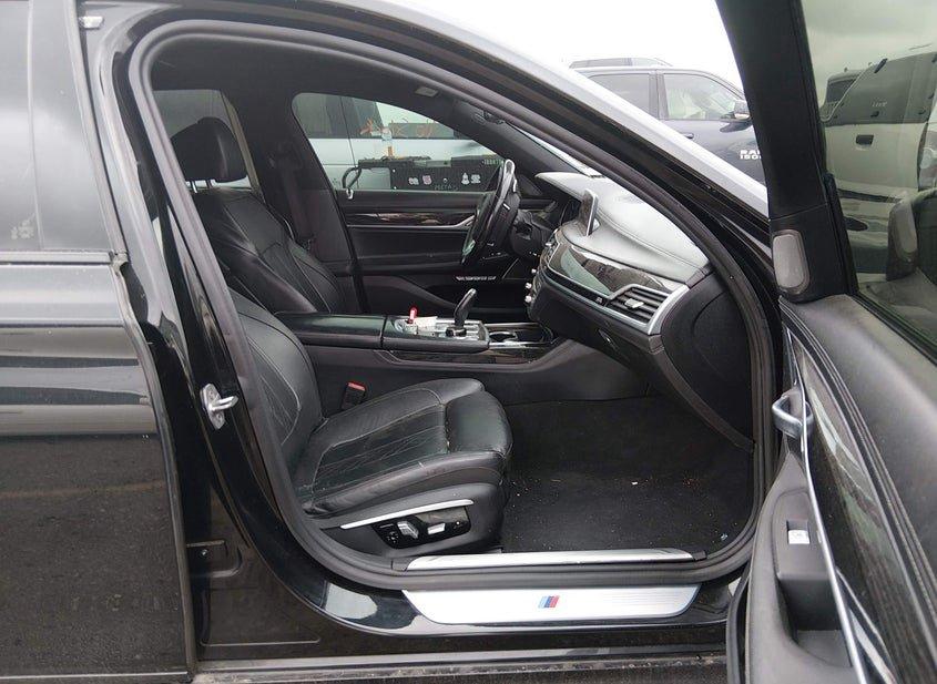 BMW 750I