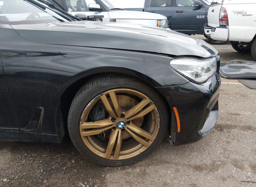 BMW 750I