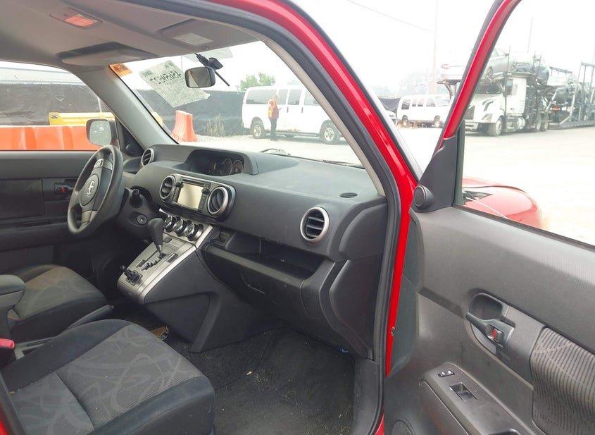 Scion Xb