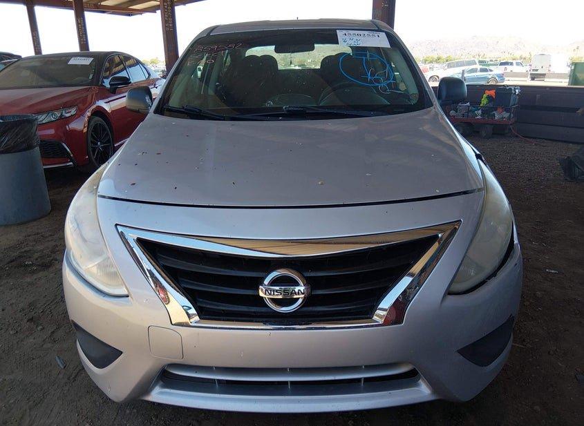Nissan Versa