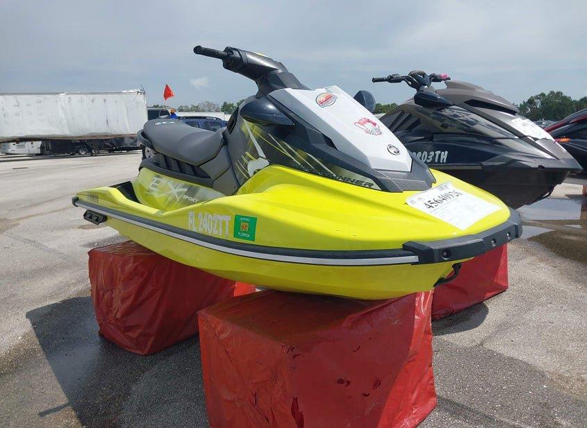 Yamaha Waverunner