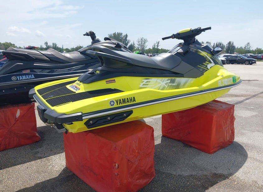 Yamaha Waverunner