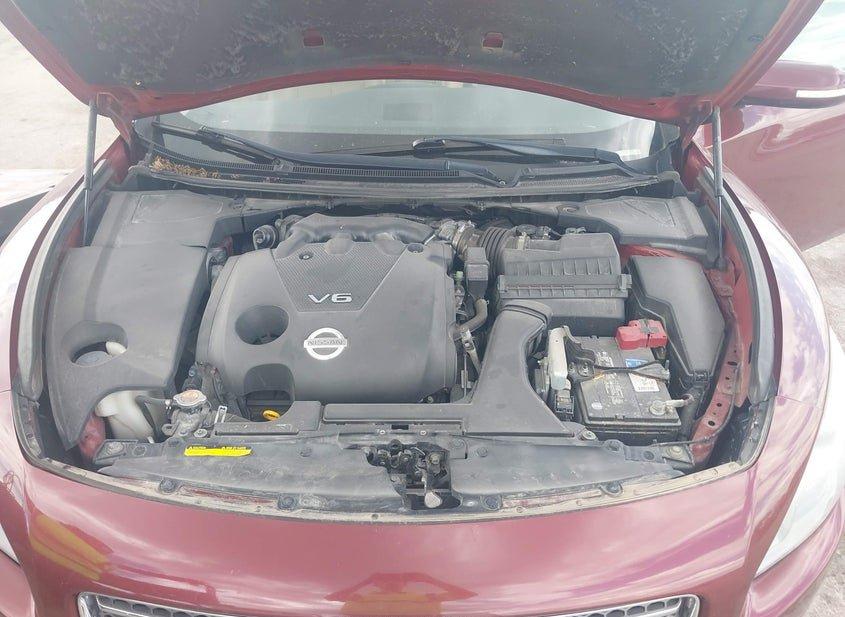 Nissan Maxima