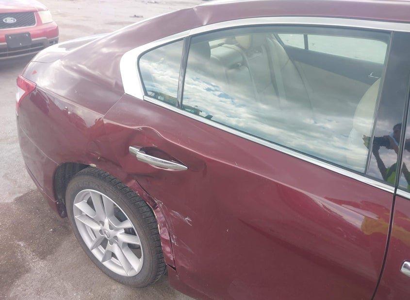 Nissan Maxima