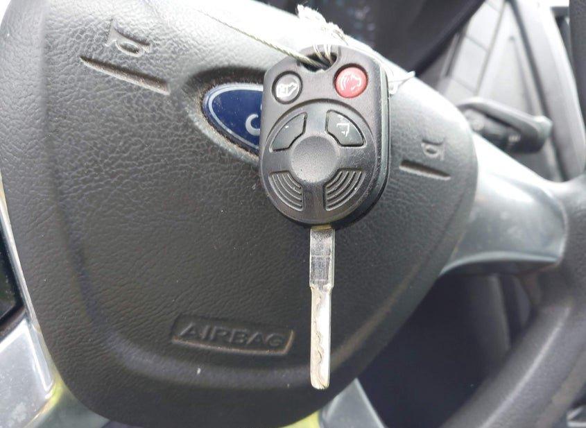 Ford Transit-250