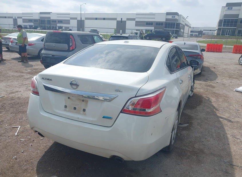 Nissan Altima