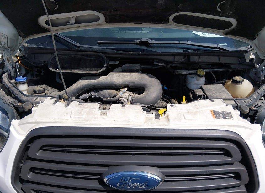 Ford Transit-150