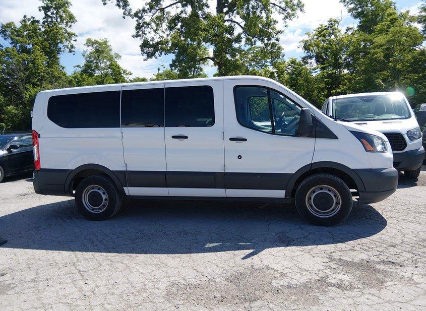 Ford Transit-150