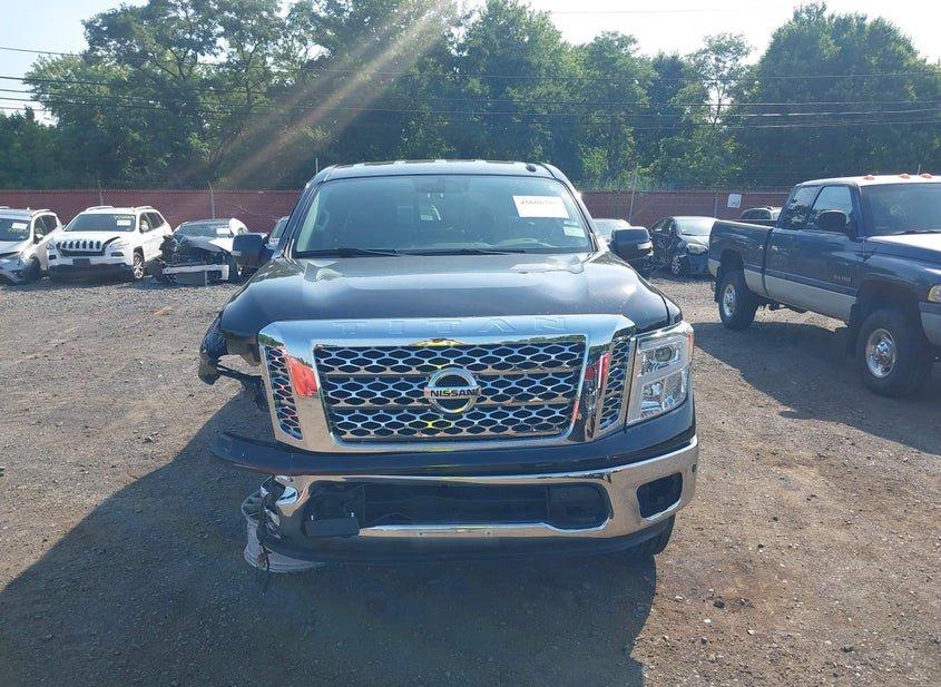 Nissan Titan