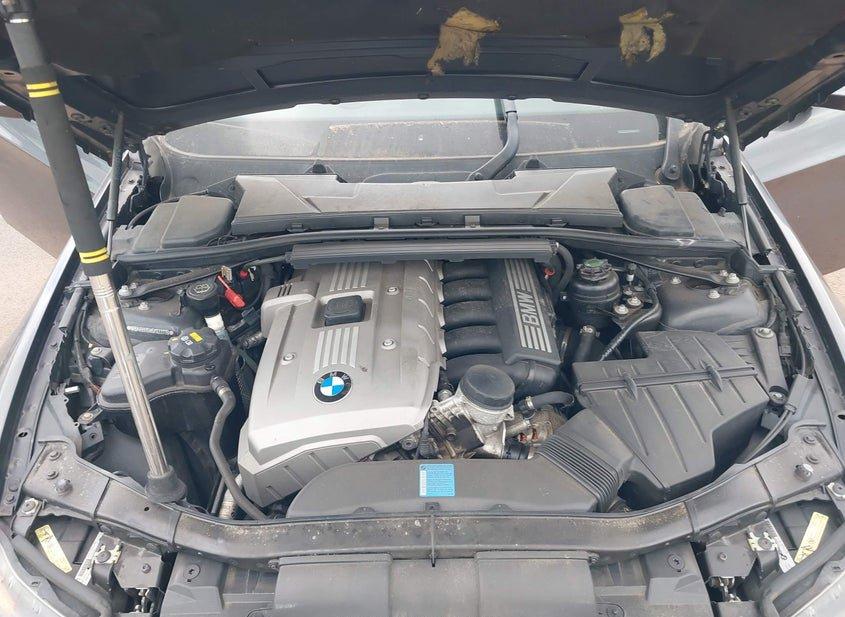 BMW 330I