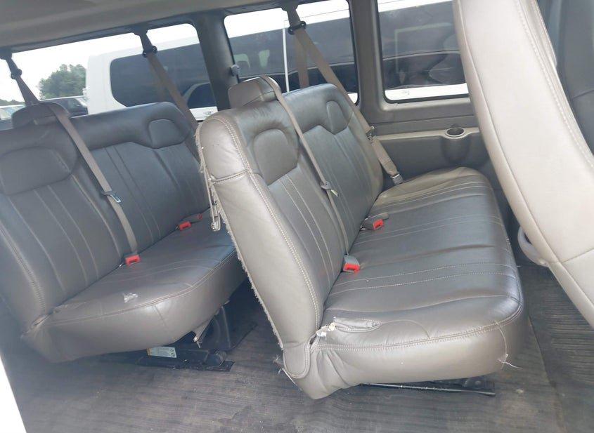 Chevrolet Express 3500