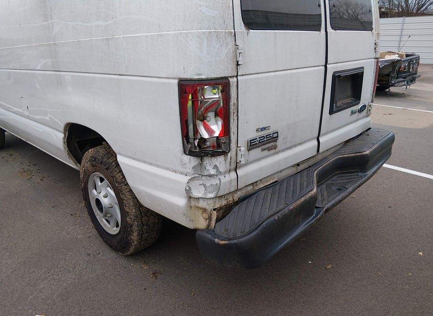 Ford E-250