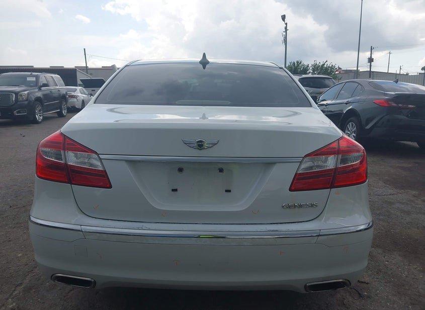 Hyundai Genesis