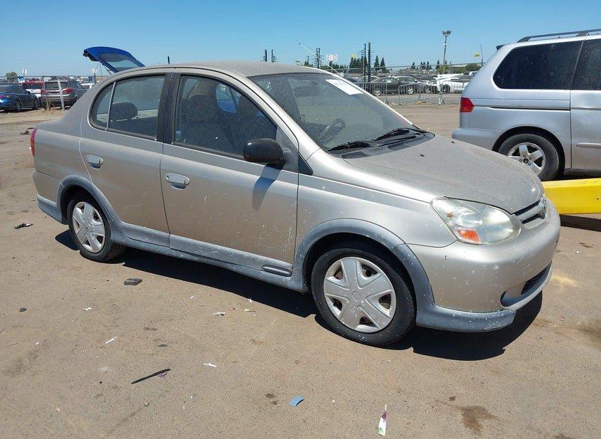Toyota Echo