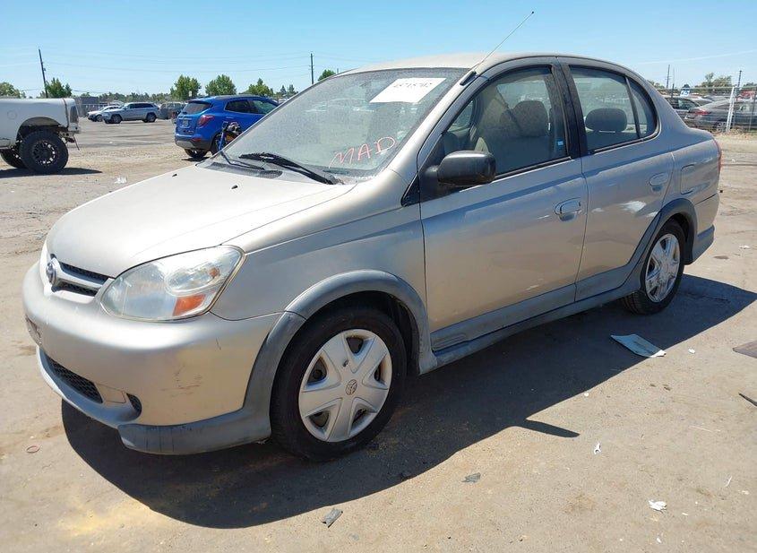 Toyota Echo