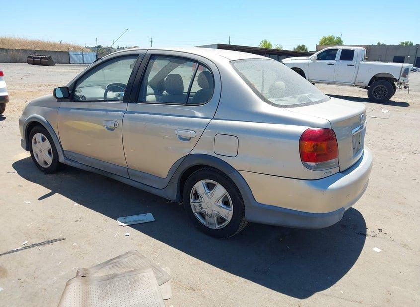 Toyota Echo