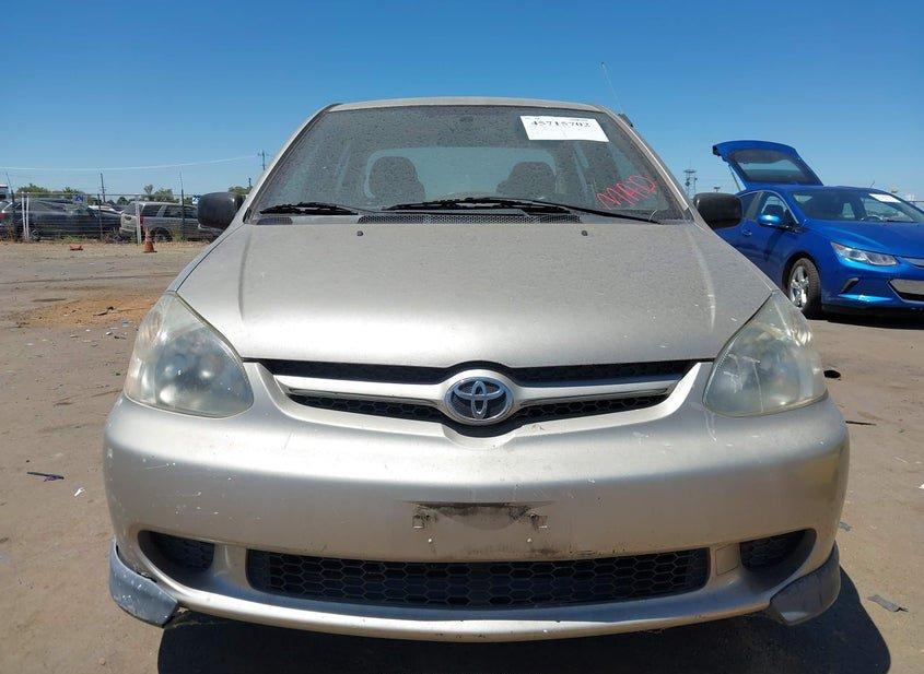Toyota Echo