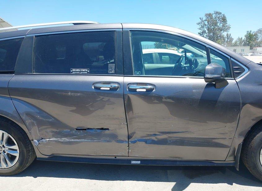 Toyota Sienna