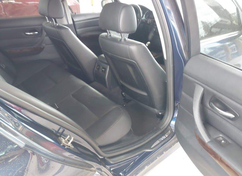 BMW 328I