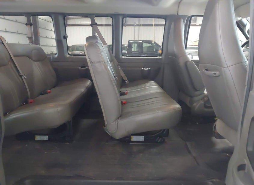 Chevrolet Express 3500