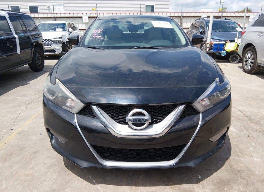 Nissan Maxima