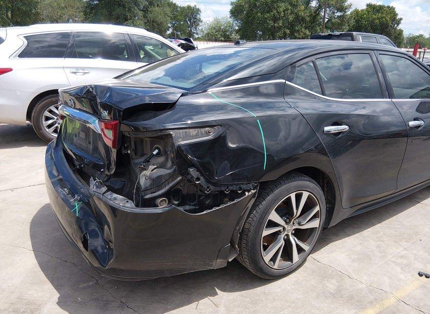 Nissan Maxima