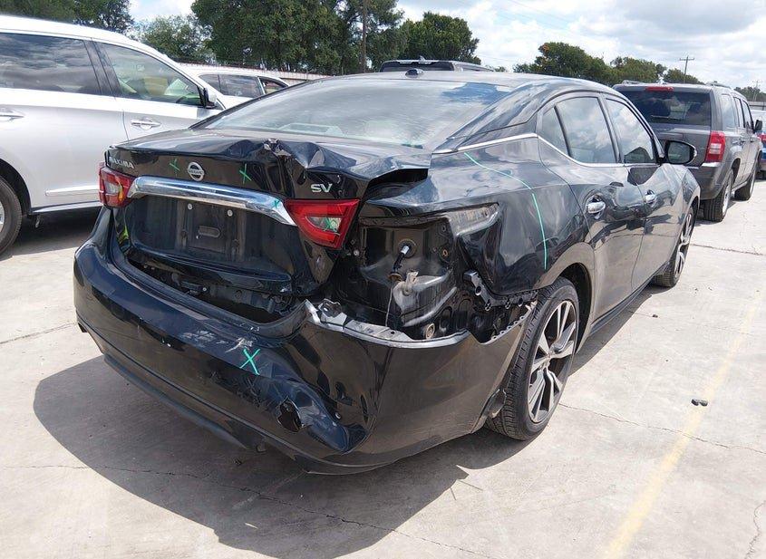 Nissan Maxima