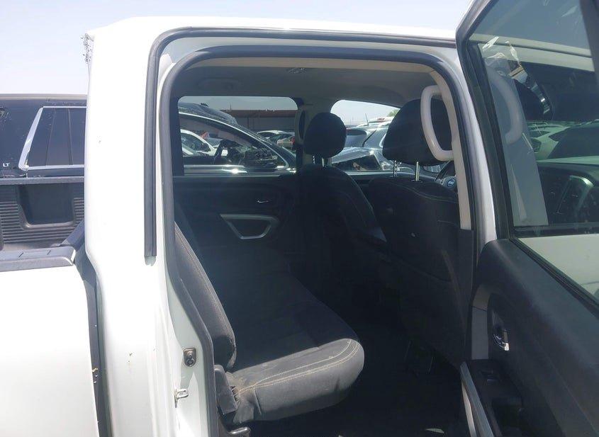 Nissan Titan
